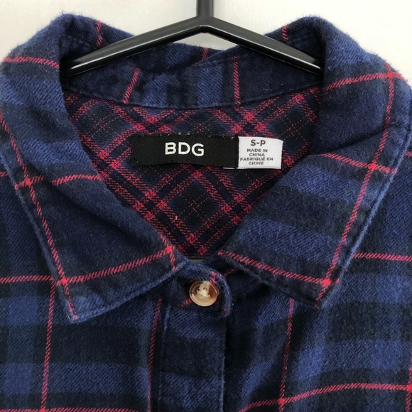 URBAN OUTFITTERS FLANNEL PLAID BUTTON UP SHIRT - Picture 3 of 6